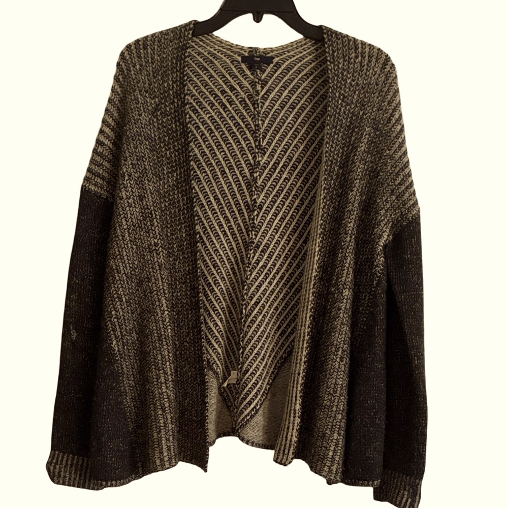 GAP Women's Black and Cream Lambs Wool Cardigan